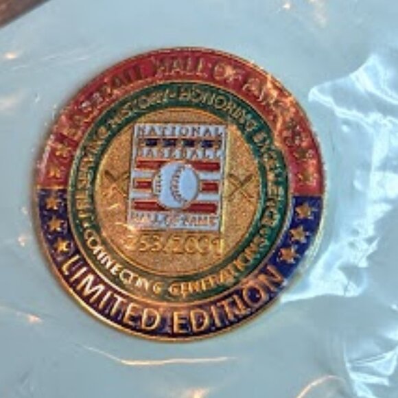 Limited Edition Hall Of Fame Baseball Pin - Picture 2 of 3